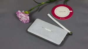 Loa Harman Kardon Esquire Mini doc dao