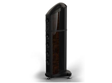 loa wilson benesch cardinal nghieng