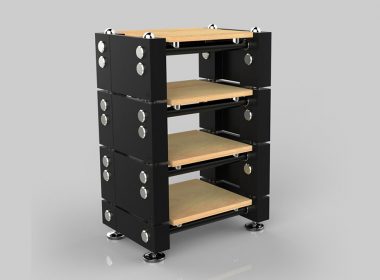 ke wilson benesch r1 chat